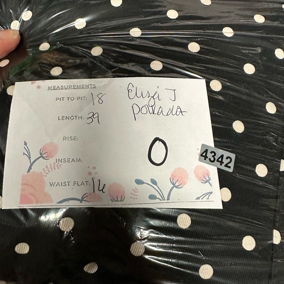 Eliza J black polka dot midi length woman classic Doris Day sleeveless dress. 12 - Picture 8 of 8